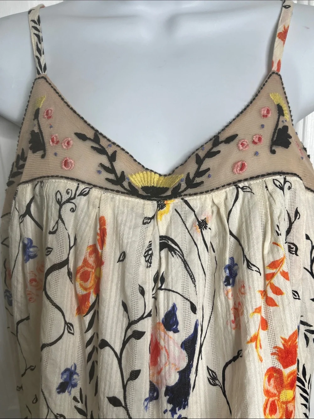 Anthropologie Lilka Mesh and Cream Floral Spaghetti Strap Tank Size Medium